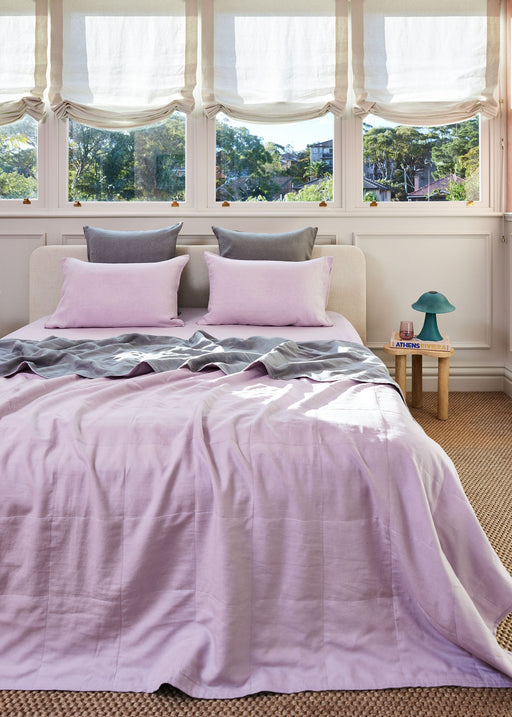 Why a Quilt Is the Stylish Must-Have Item in Your Bedroom
