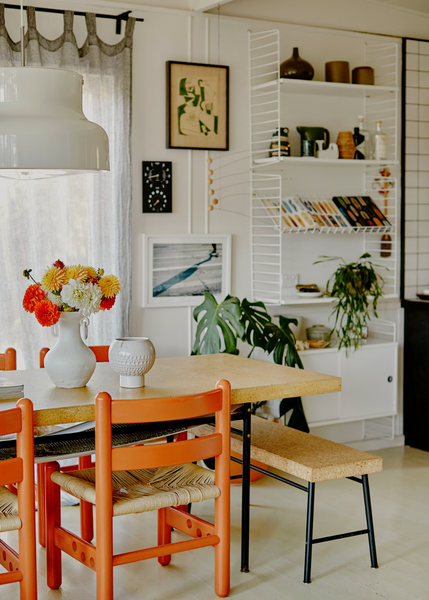 Transform Your Tiny Dining Room Into an Entertainer’s Dream With These Decorating Hacks