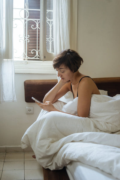 Is Social Media Killing Your Sleep? Here Are 6 Soul-Soothing Bedtime Activities to Try Tonight