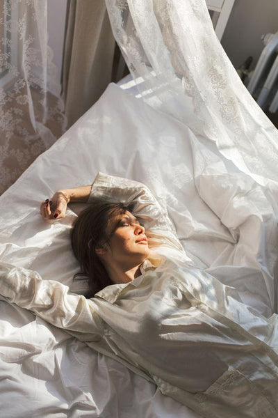 Hot Sleeper? This Is Why You Need Linen Sheets This Summer